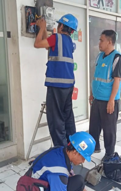 Penanganan kWh Meter dan Instalasi Pelanggan dalam Lingkup Vendor PLN